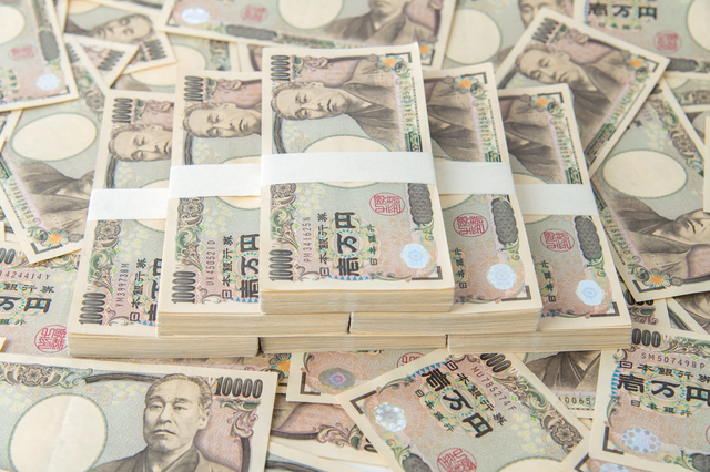 年収2000万円の職業は？稼げる仕事や転職方法を紹介！