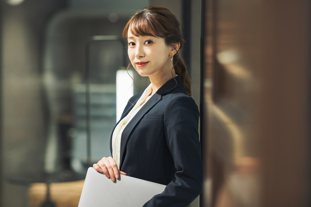 転職で女性に人気の企業や職業ベスト30!給与や人気企業への転職方法を紹介
